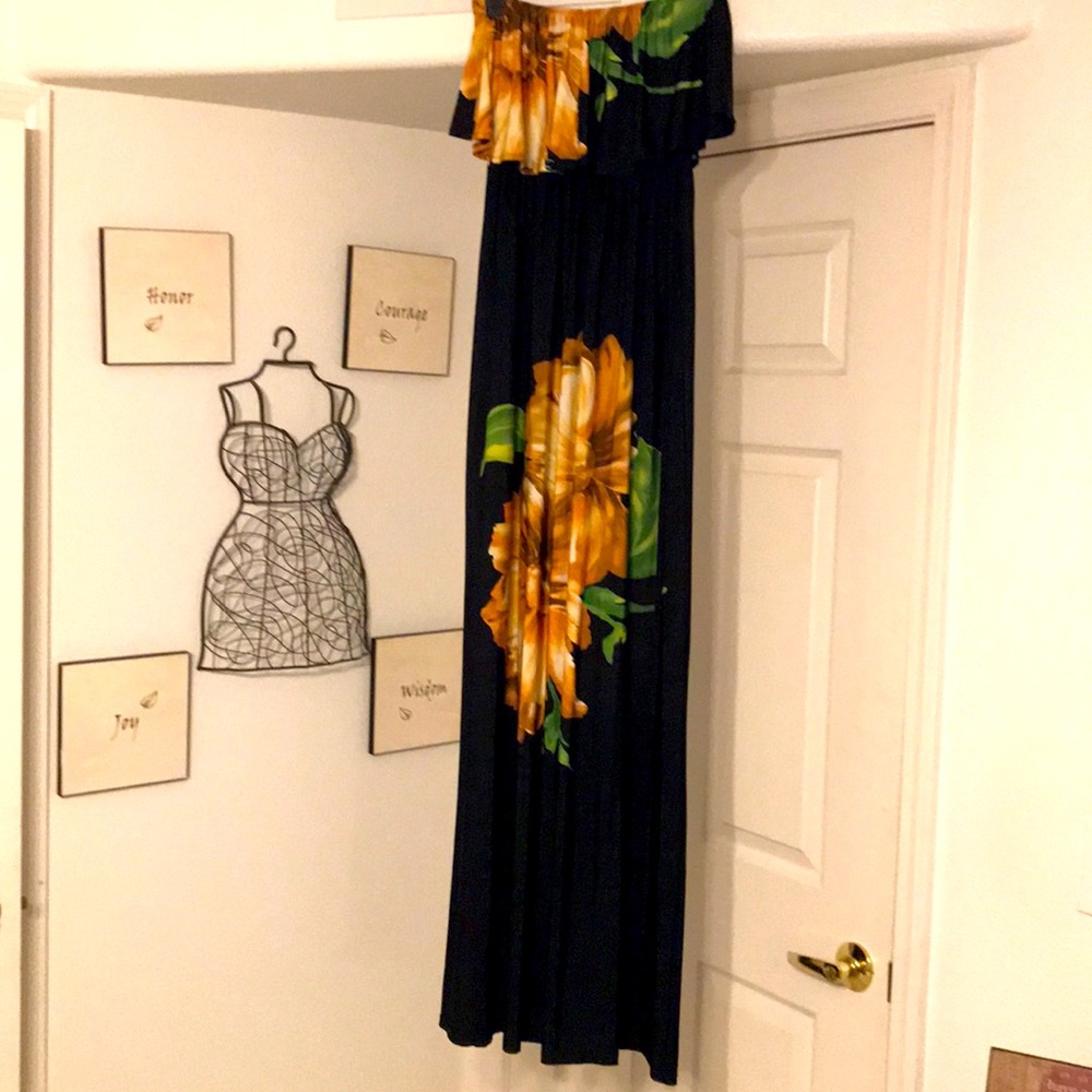Maxi Black Floral Dresd